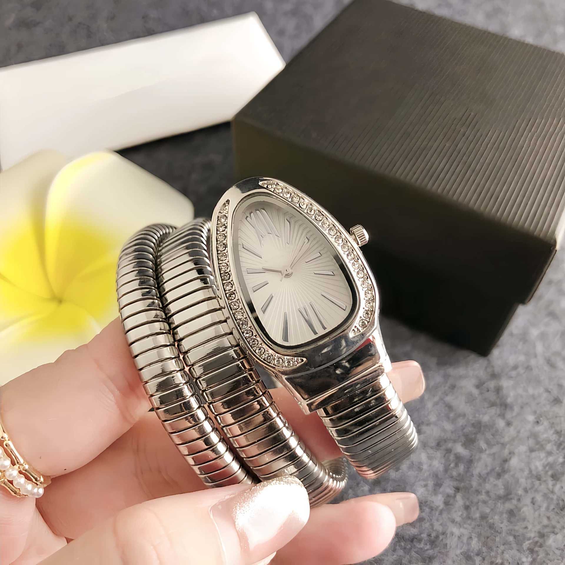Snake-Shaped Bracelet Watch for Women, Light Luxury Niche Women's Mechanical Brand 2026 New Model Watch for Women, Snake Head Women's Watch
