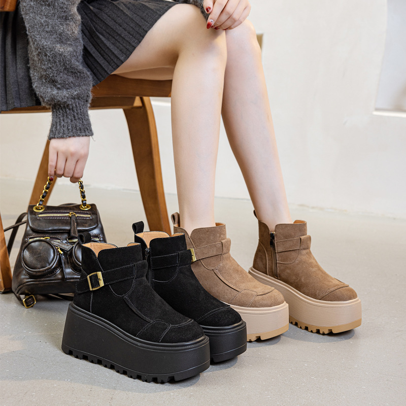 두꺼운 밑창 여성 패션 스노우 부츠 2025 가을 겨울 신상 숏부츠 여성 단색 다용도 벨트 버클 보온화
