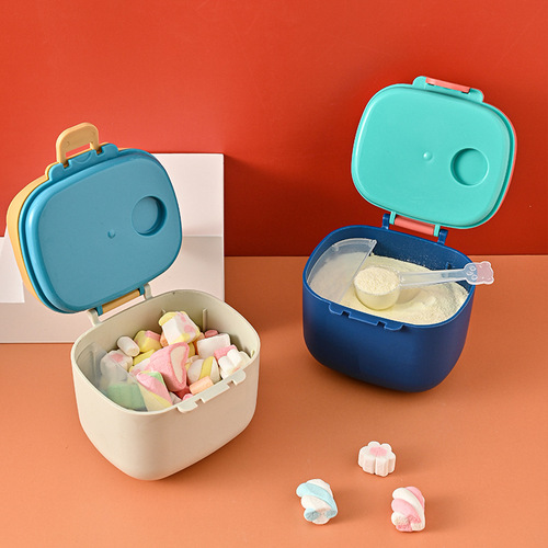 Infant milk powder box portable travel sealed moisture-proof storage tank baby food rice powder box packed milk powder compartment 