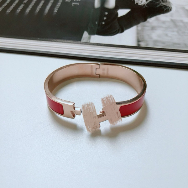 Bracelet with letters