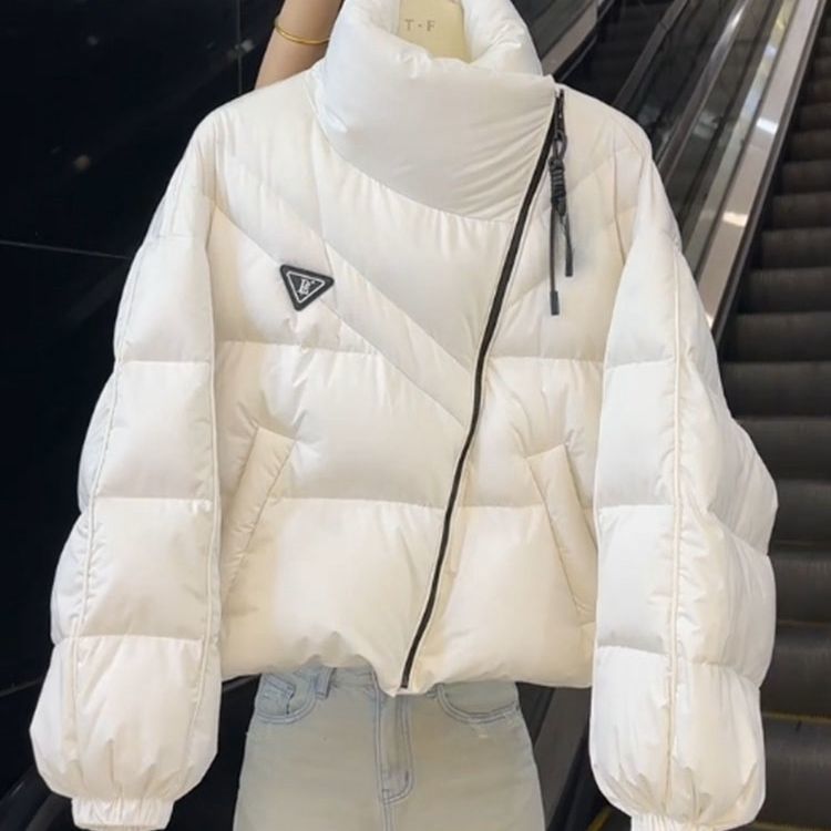 Chaqueta de mujer de algodón corta chaqueta de mujer pequeña en invierno de 2026 nueva chaqueta de algodón engrosada con ropa de pan casual