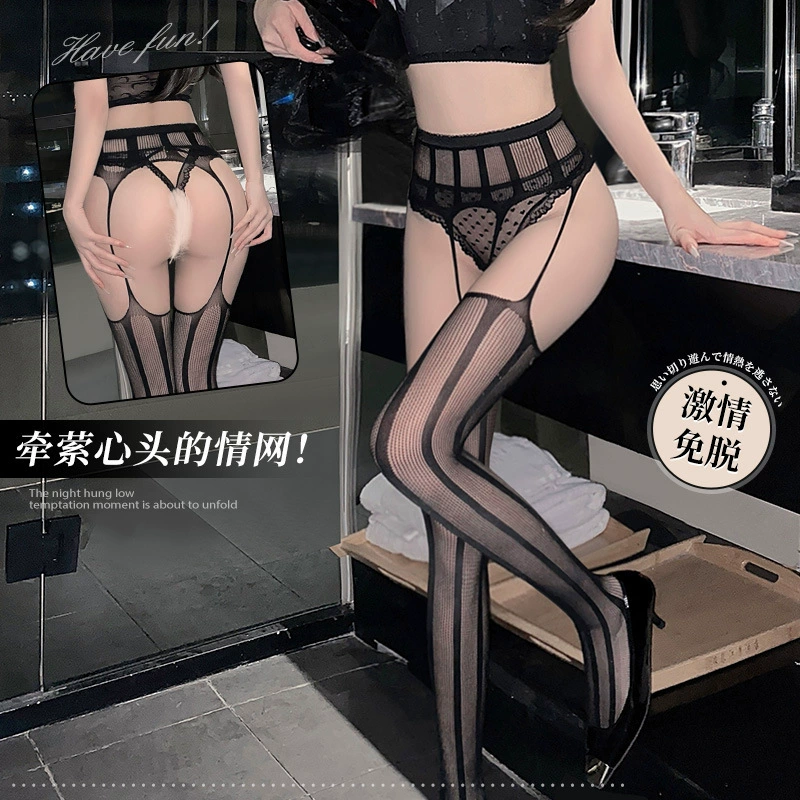 午夜慾情絲襪情趣絲襪研究駕駛誘惑情侶並配備 Crotrans 林木化 Tear Web Woman 7335