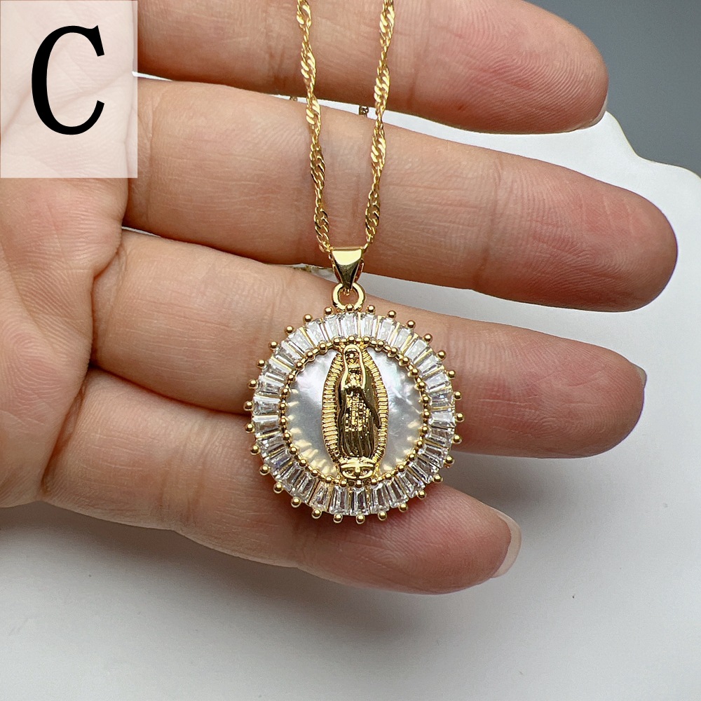 Copper Material Simple Style Commute Round Copper Zircon Pendant Necklace In Bulk