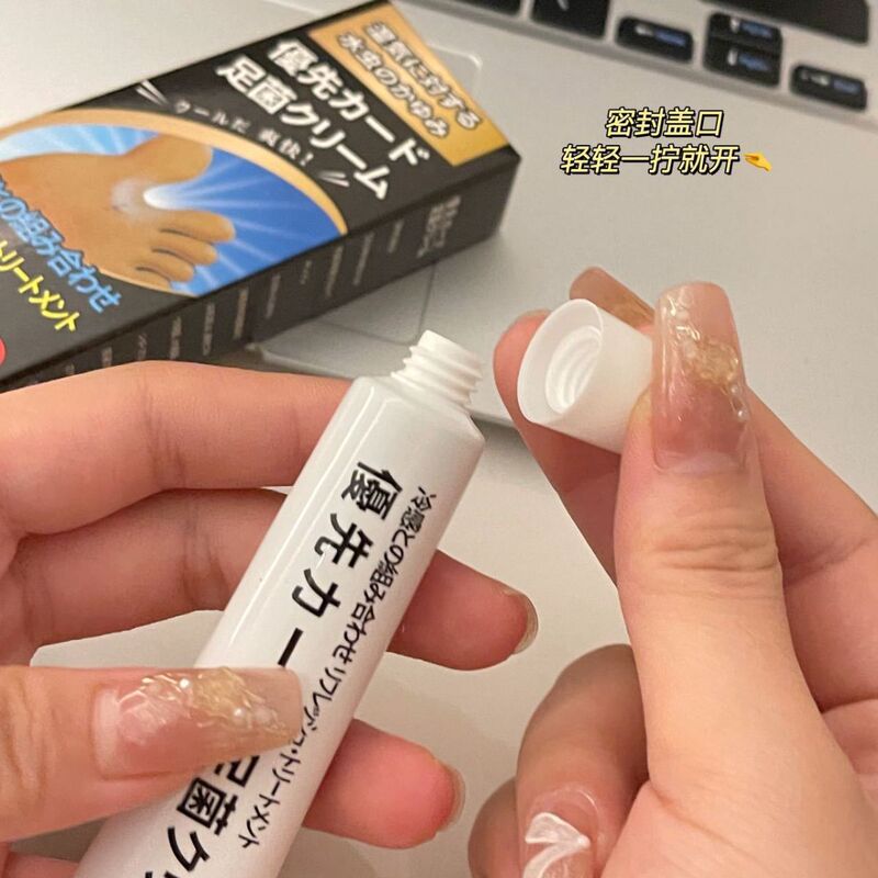 日本製シュナニュエ かゆみ止め水虫クリーム 15g ジュンを殺菌、皮むけを抑制、水疱状の足の臭いを和らげ、抗菌・防臭効果があります。|undefined