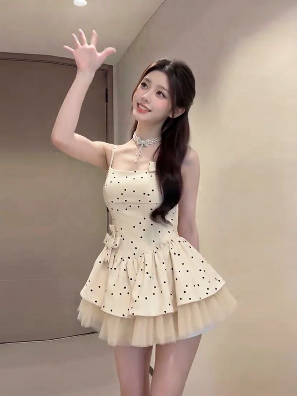 Sweet and Girly Apricot-Colored Polka Dot Suspender Dress for Women, Summer Petite Date Double-Layered Tulle Puffy Dress Sweet and Girly Apricot-Colored Polka Dot Suspender Dress for Women, Summer Petite Date Double-Layered Tulle Puffy Dress