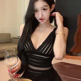 御姐心机低胸深V领条纹背心辣妹风1性感单穿修身显瘦无袖吊带上衣