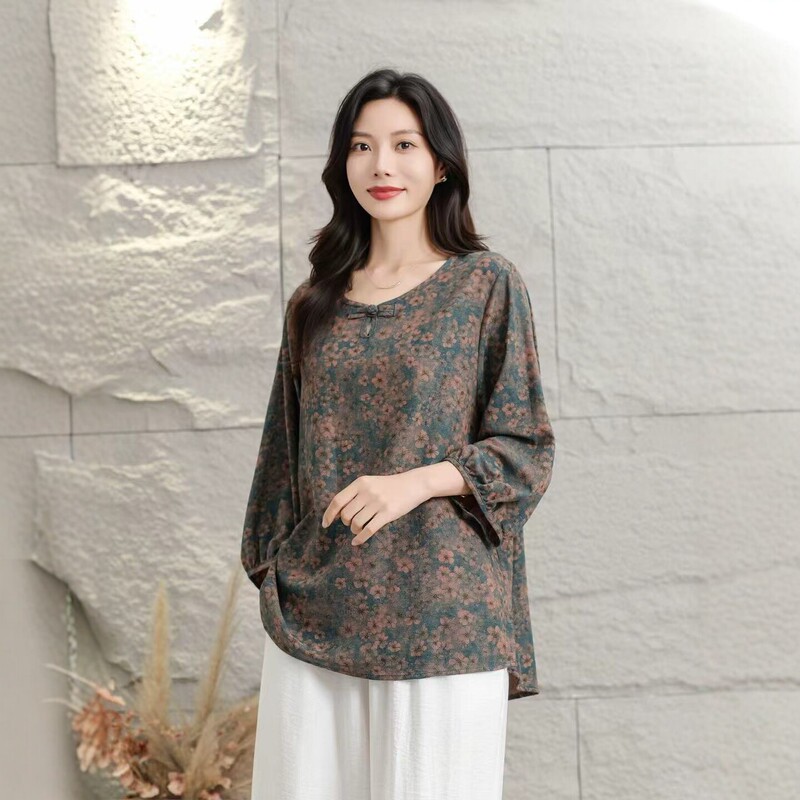 2026 New Chinese-Style Printed Loose Top for Women, Round Neck, National Style, Retro, Silk-Like Long-Sleeved T-Shirt, Summer New Style 2026 New Chinese-Style Printed Loose Top for Women, Round Neck, National Style, Retro, Silk-Like Long-Sleeved T-Shirt, Summer New Style