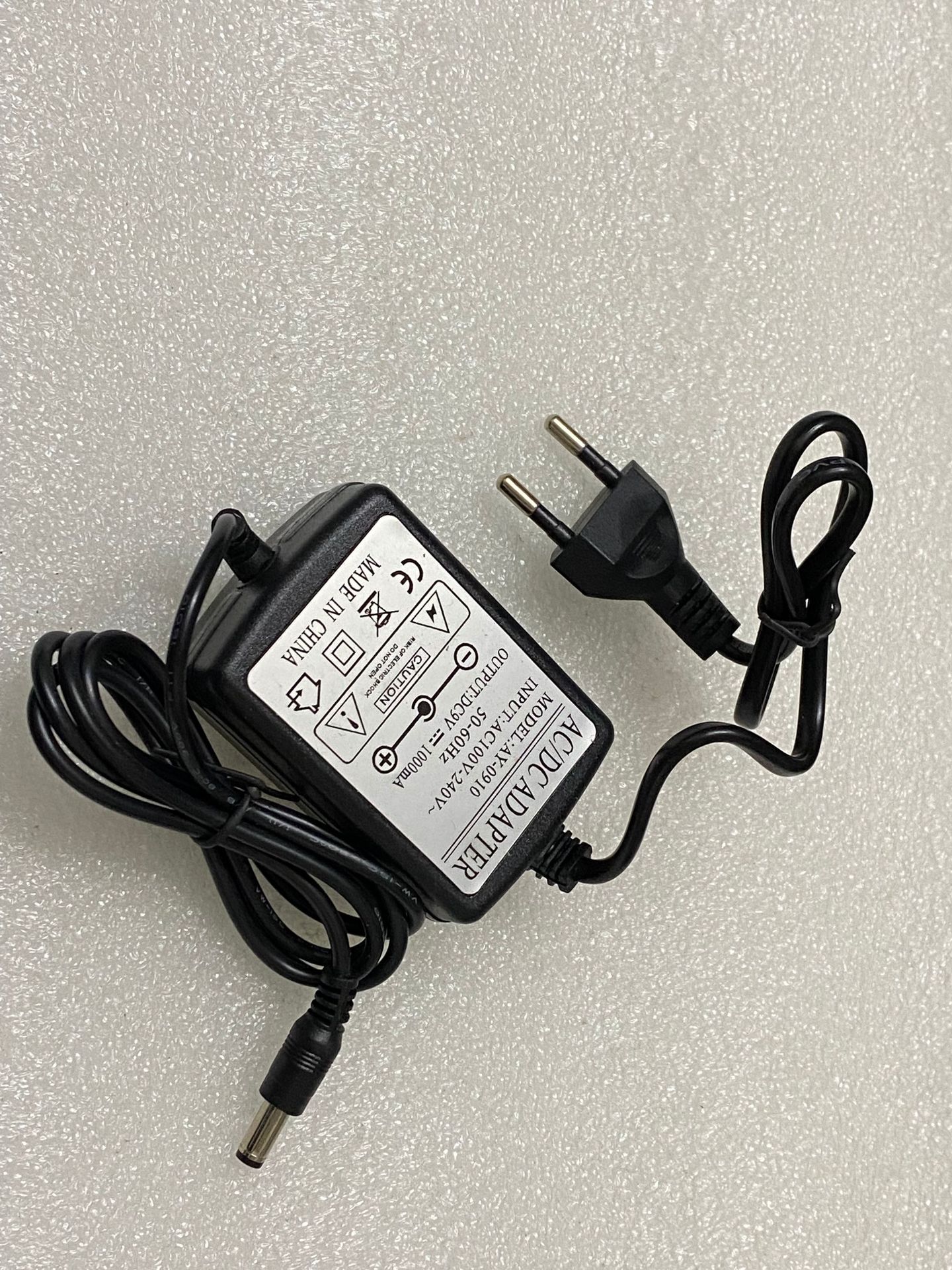 9V 1000MAH power adapter