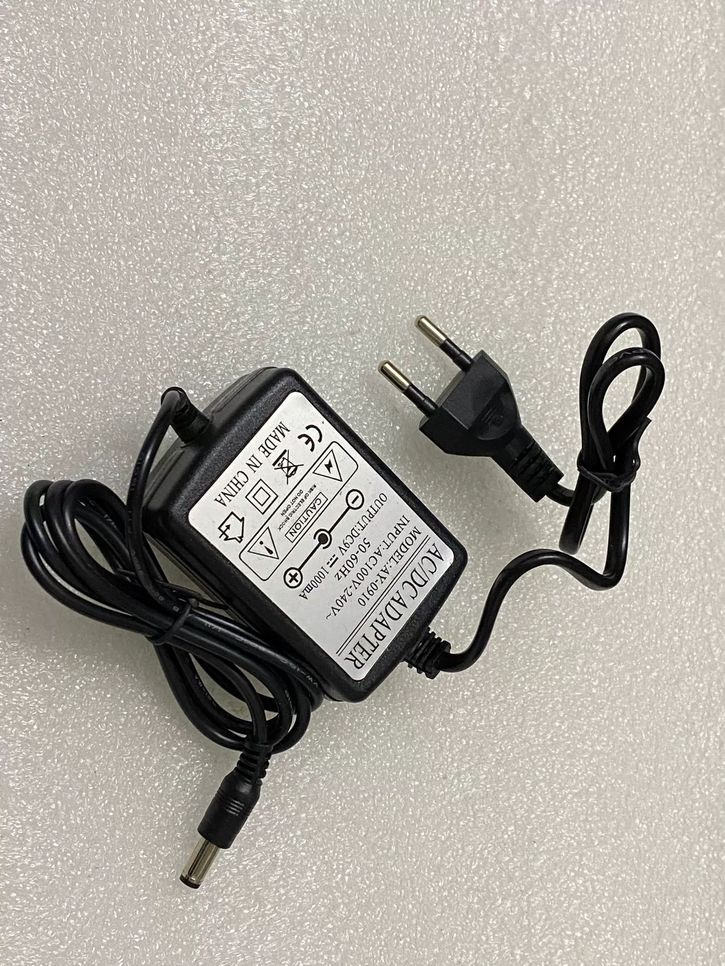 9V 1000MAH power adapter