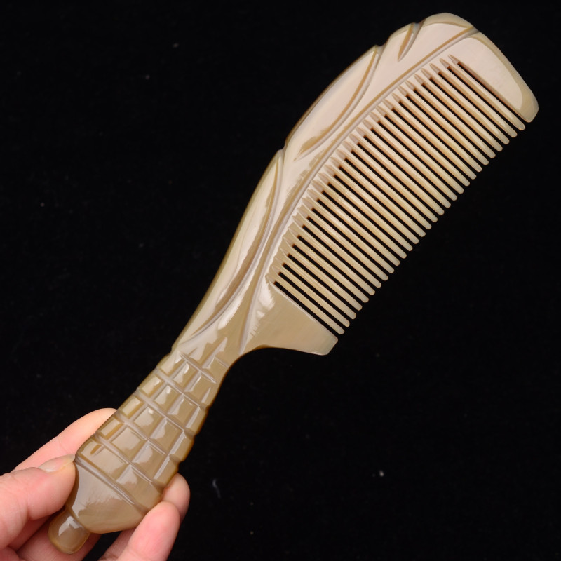 メーカー卸売り白水牛角櫛手作りトウモロコシの美しい彫刻花多目的マッサージ経絡竹節美容櫛|undefined
