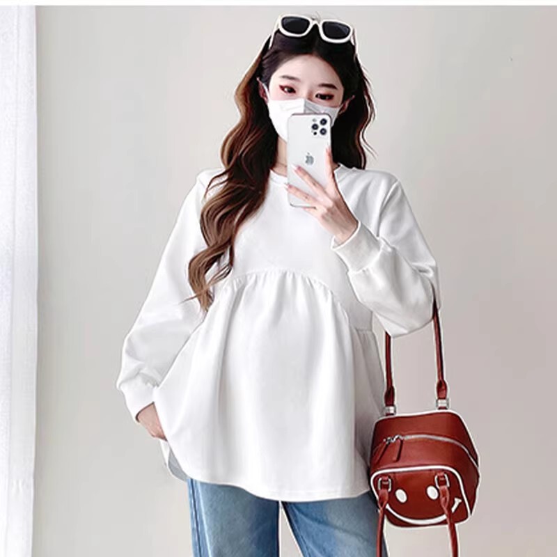 Maternity Wear Spring Outfit 2026 Stylish Belly-Covering Slimming Khaki Babydoll Top Autumn Jeans Outfit Maternity Wear Spring Outfit 2026 Stylish Belly-Covering Slimming Khaki Babydoll Top Autumn Jeans Outfit