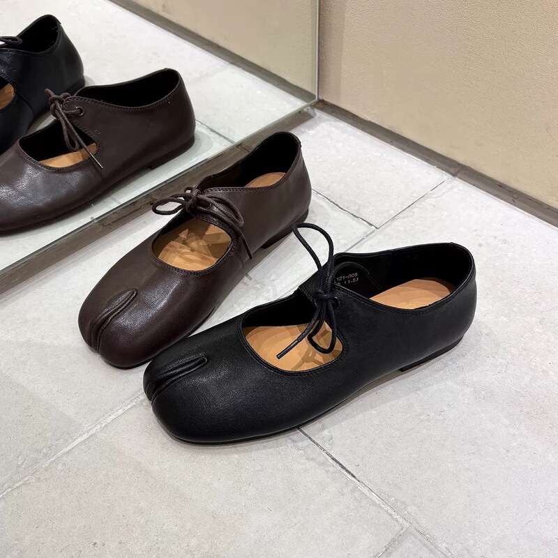 Genuine Leather Shoes for Women, Strappy Split-Toe Shoes, Soft-Soled Pig Trotter Pleated Ballet Shoes, Shallow-Mouthed Flat-Soled Mary Jane Shoes