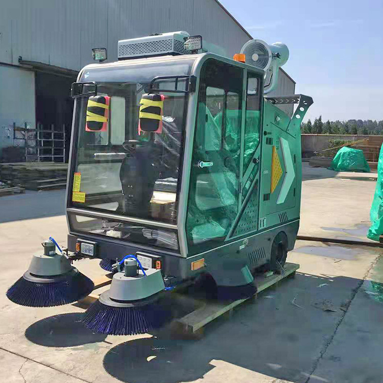 厂家现货驾驶式扫地车电动式扫地车环卫清扫车厂区吸尘扫地机