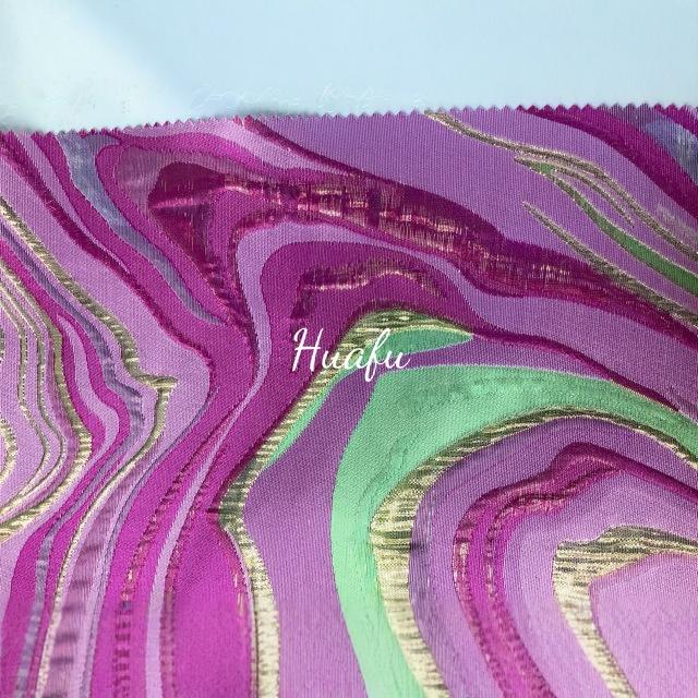 2024年新中式色织提花布料时尚面料人丝人棉醋酸抖音小红书爆款春