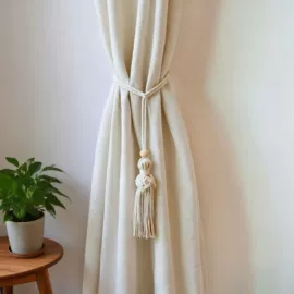 壁挂、壁饰;窗帘绑带;酒店摆台