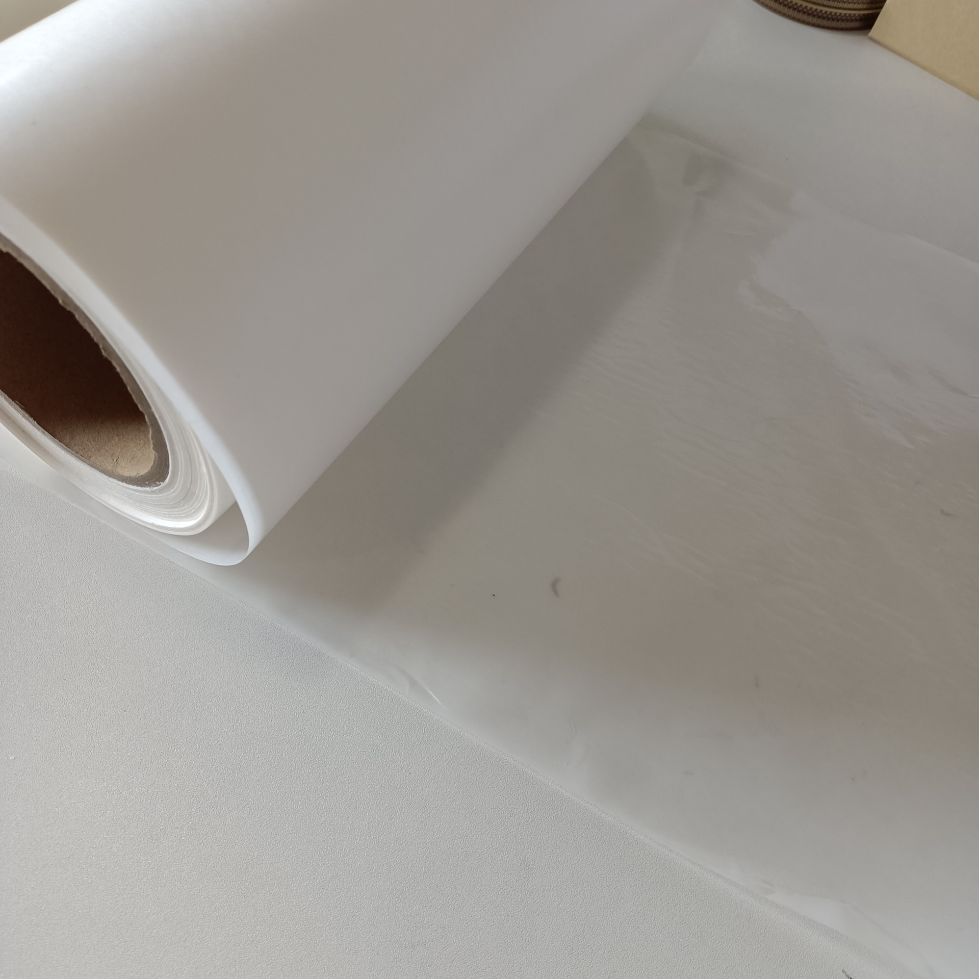 EVA热熔膜低温热熔胶膜80度熔点织唛贴合热熔胶膜强力