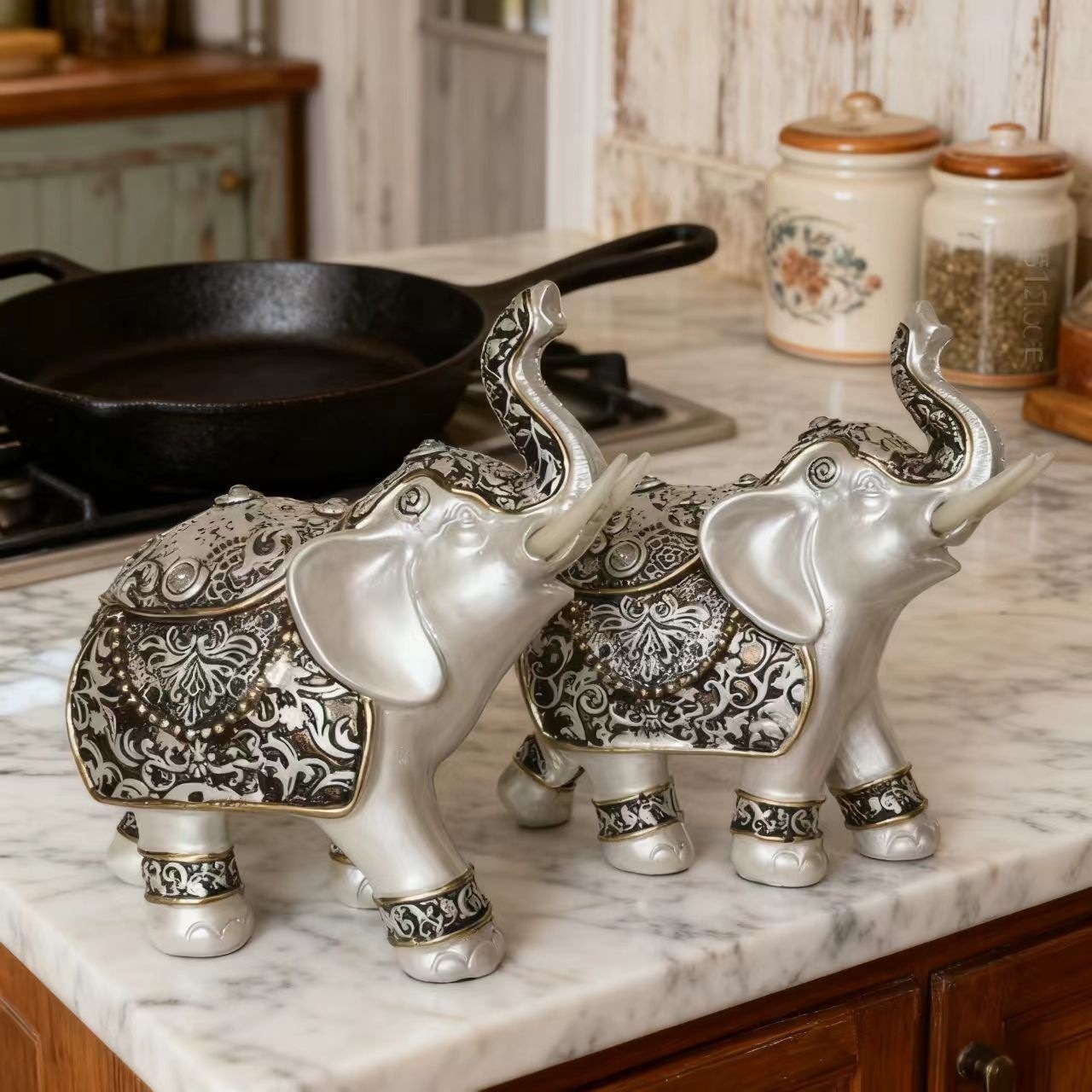 elephant Decoration Wine cabinet ornament Housewarming The opening gift Office a living room gift Home Furnishing manual