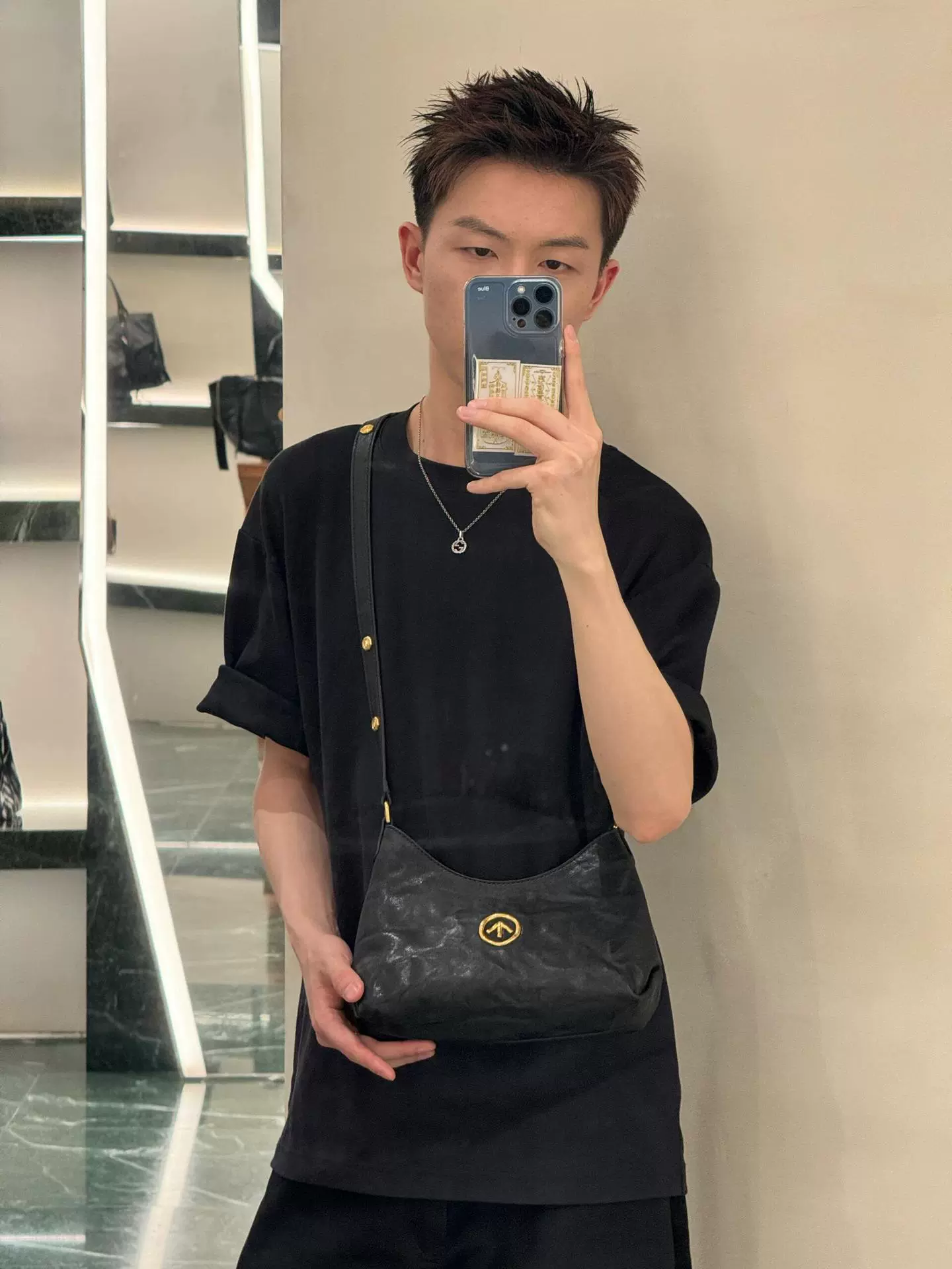 Capacious one-shoulder bag, shoulder bag