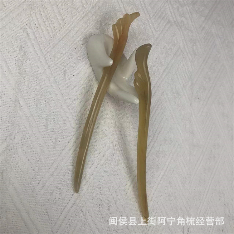 Hand Carved Goat Horn Hair Stick 18cm Bow Shape Traditional Hair Pin for Updos and Gifting quality and texture