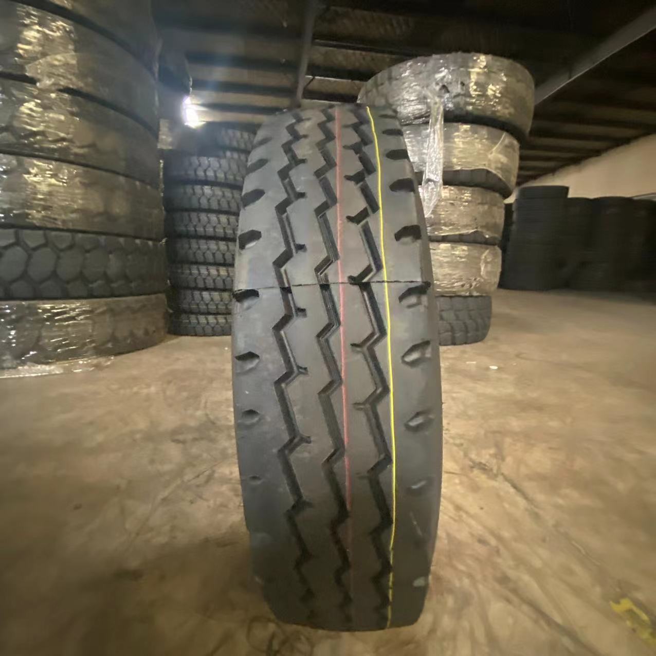 YINBAO银宝老三线750R16 825R16 9.00R20卡货车含内胎钢丝轮胎