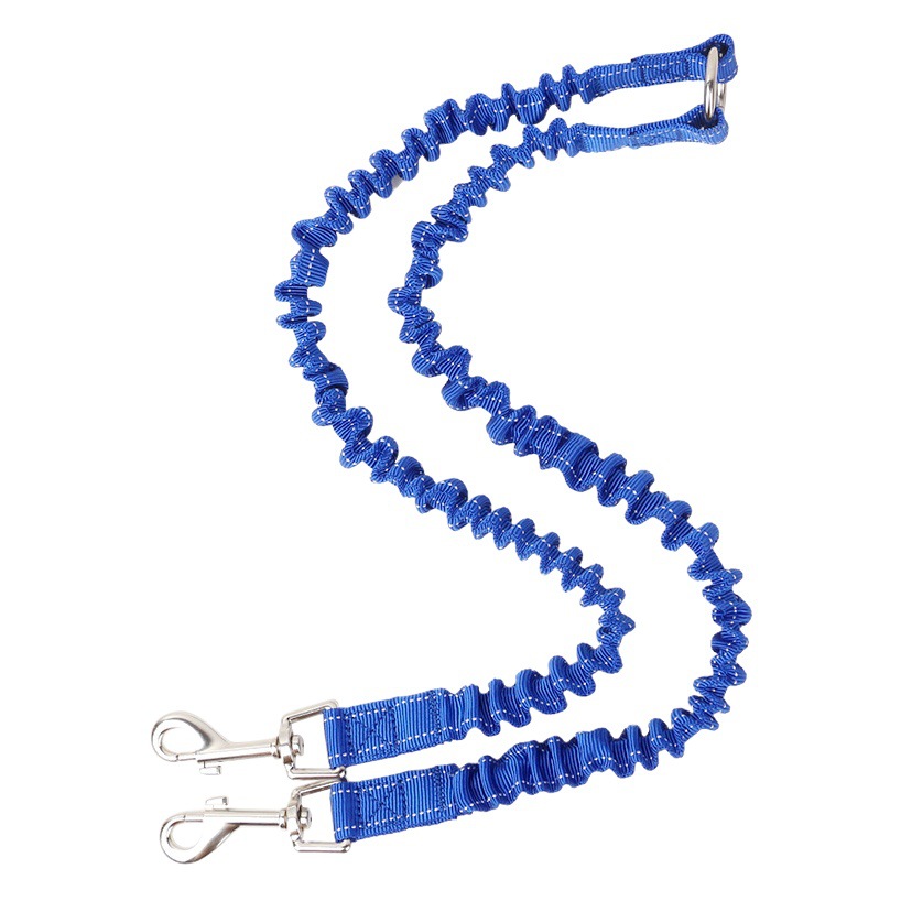 Amazon Venta caliente correa elástica de doble cabeza correa de perro un arrastre dos perro cinturón elástico a prueba de explosiones correa para mascotas