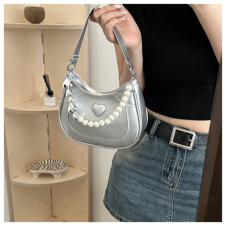 391g Weight Polyester Lining Material Beading, Sewing Thread Fashion Element Zipper Closure Type Single Shoulder Strap Strap Type Underarm Bag Bags Type Casual Occasion Pu Leather Material Heart Shape Pattern All Seasons Season Women's Gender Streetwear Style Dumpling Shape Shape Small Size Women's Small Pu Leather Heart Shape Streetwear Beading Sewing Thread Dumpling Shape Zipper Underarm Bag 15