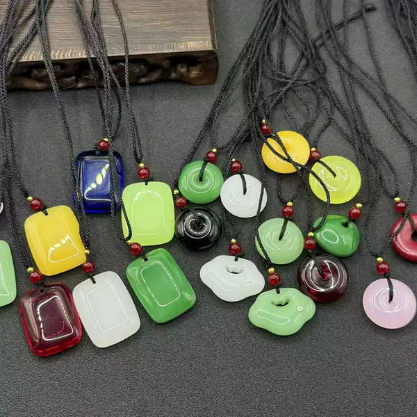 Imitation Hetian Jade Peace Pendant Necklace, Unisex Long Sweater Chain, Simulated Jade, Live Broadcast Gift