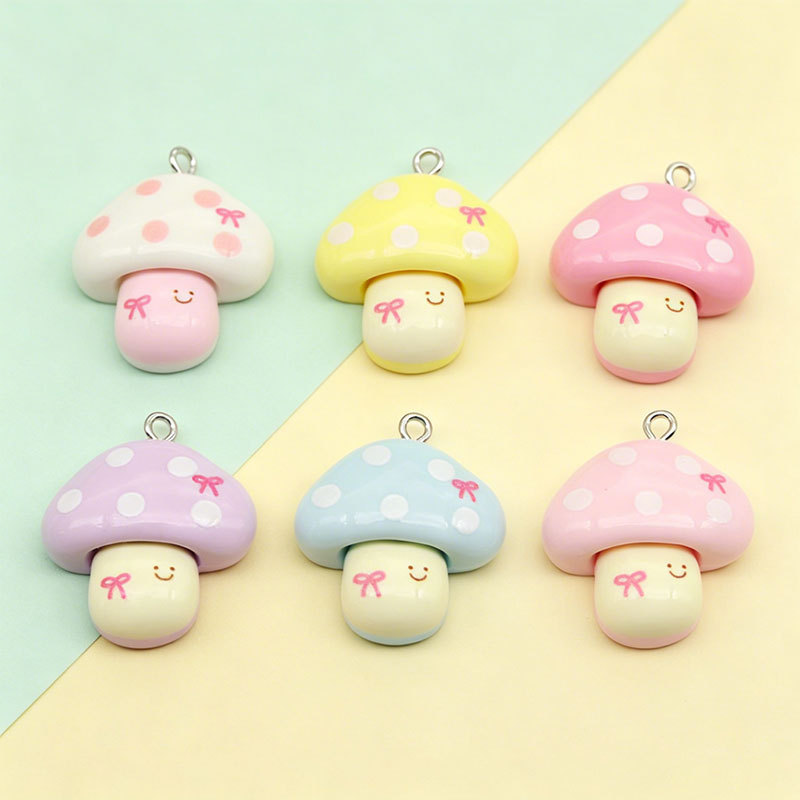 Cartoon smiley face mushroom bag charm, DIY colorful resin, realistic and cute food-themed accessory
