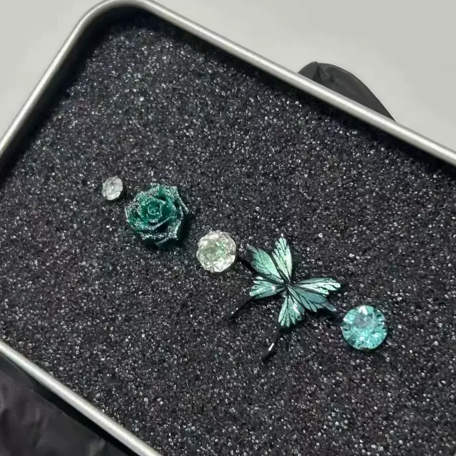 「枯叶蝶」早秋新款焦糖落日蝴蝶玫瑰耳钉mini养耳洞精致小巧耳饰