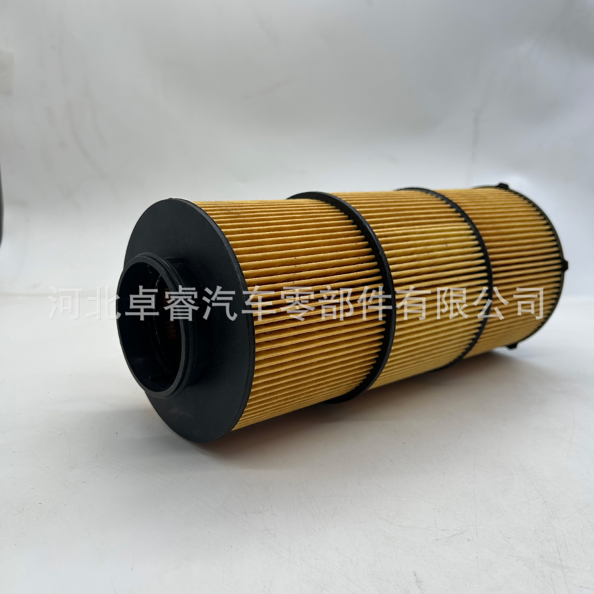Suitable for Mercedes-Benz Oil Filter A4711800009 A4721842425 Lf17810