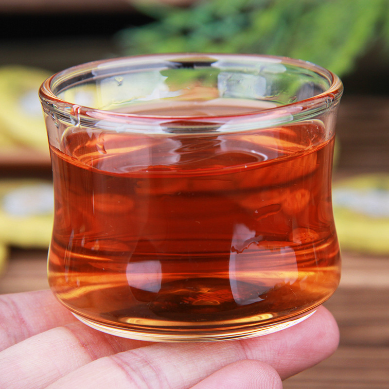 Puerh tea with chrysanthemum flowers