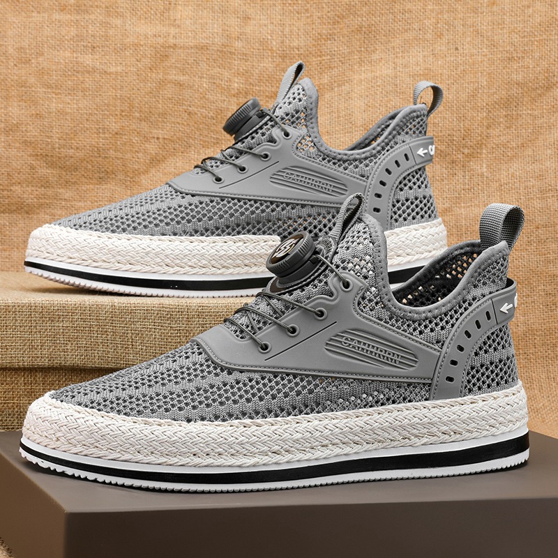 Zapatos de hombre con botón giratorio tejido de paja, zapatillas de deporte huecas de red grande, estudiantes, verano 2025, nuevo estilo, zapatos perezosos transpirables, hombres