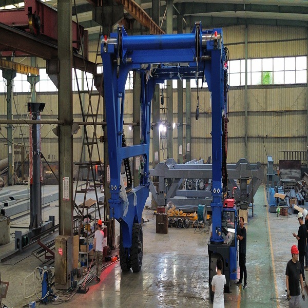 宝威 储能柜跨运车 多吨位装卸 品类齐全 运输稳定 厂家制造安装