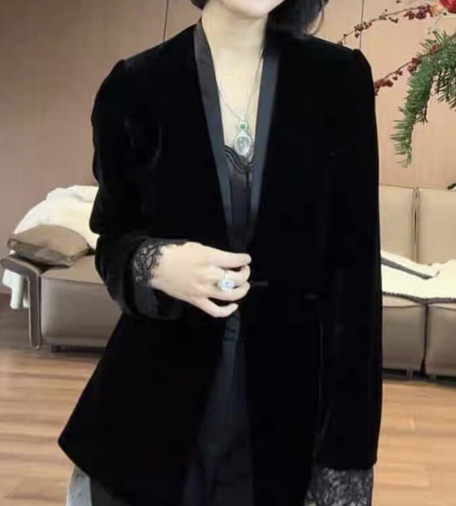 气质女神爆款西装真丝丝绒领口拼接醋酸袖口拼蕾丝➕提花里布外套|undefined
