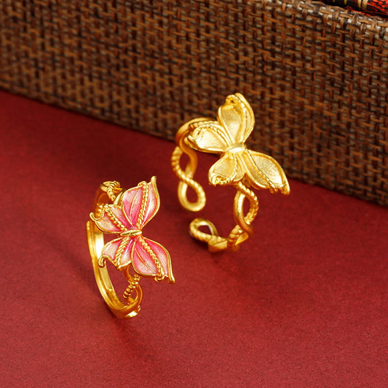 Anillo de mariposa de oro de arena abierto popular estilo estilo de vid personalidad linda rosa para niñas multifacéticas joyas de mano de alta calidad