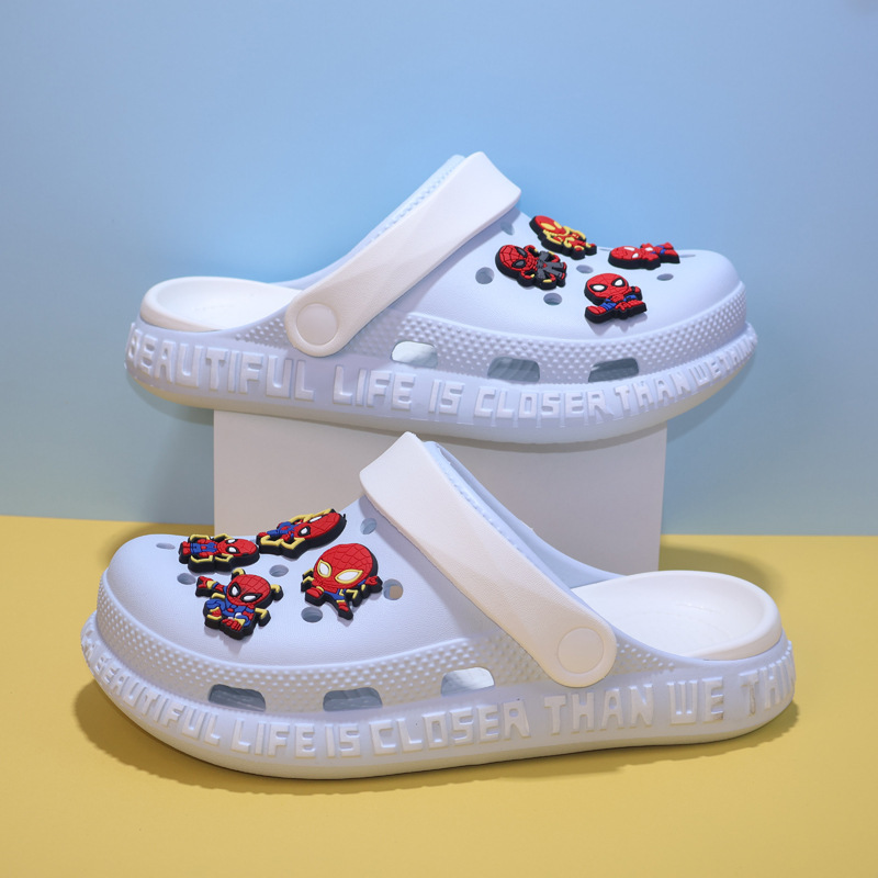 Children's cartoon accessories, clogs, boys' slippers, new summer style, indoor non-slip sandals for toddlers and older children