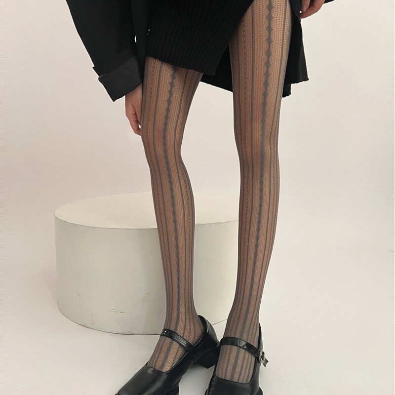 Spring and Summer Girl Ballet Retro Romantic Vertical Stripe Twist Pure Desire Sexy Slimming Pantyhose Hollow-out Sexy Stockings