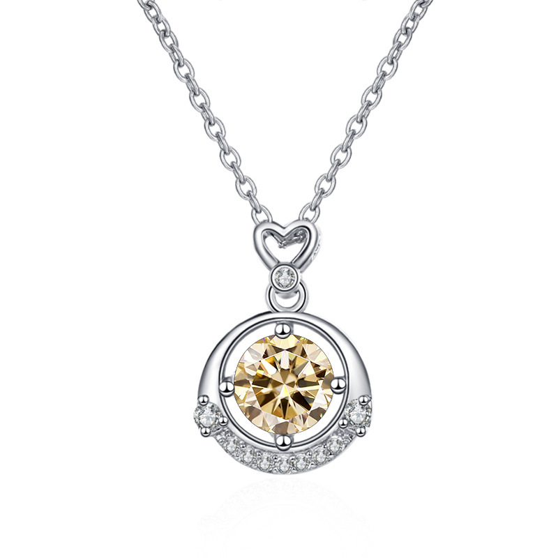 Classic small heart four-claw moissanite crown necklace with cross-border color, female pendant clavicle chain8