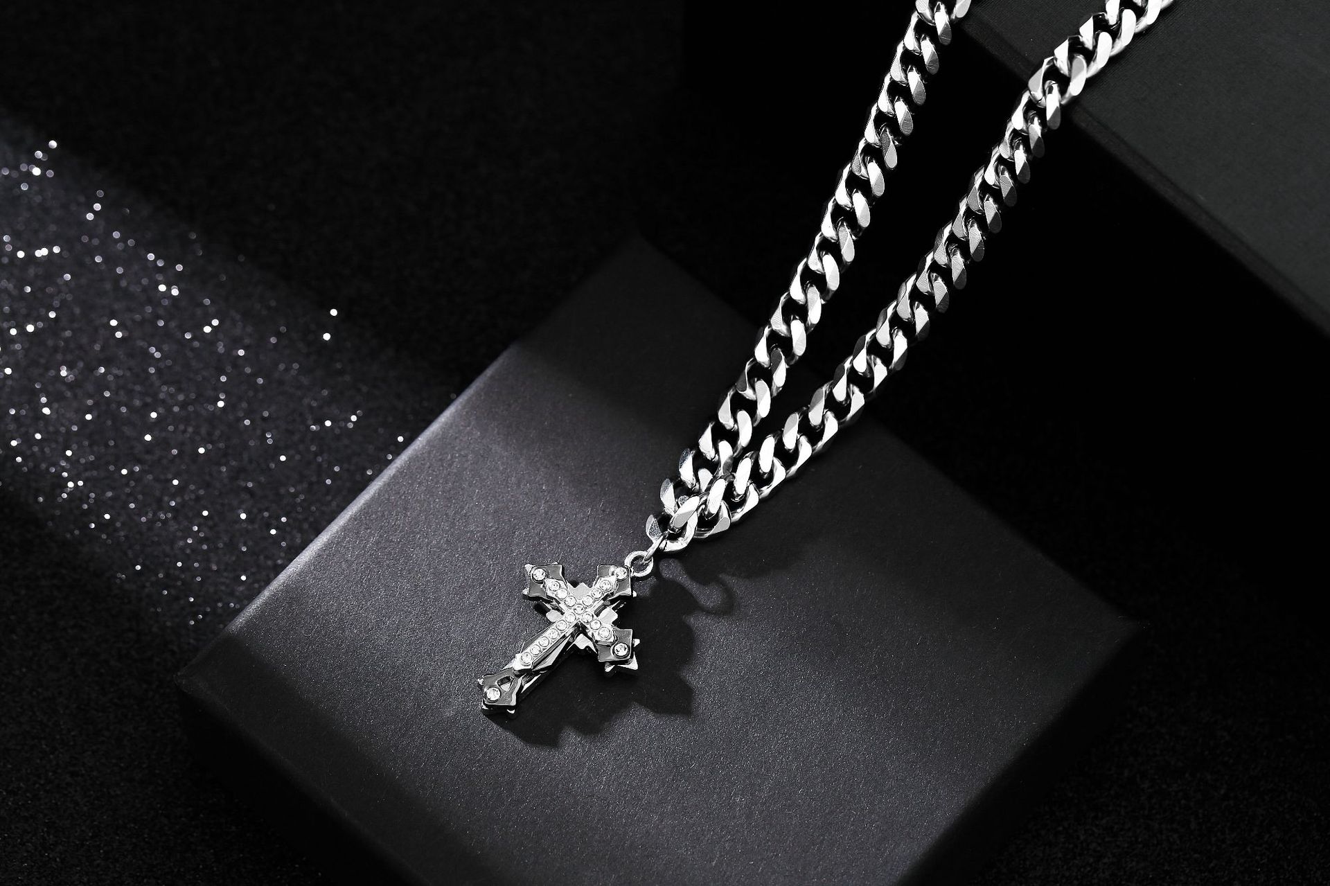 IG Style Simple Style Classic Style Cross Alloy Titanium Steel Unisex Pendant Necklace 1 Piece display picture 6