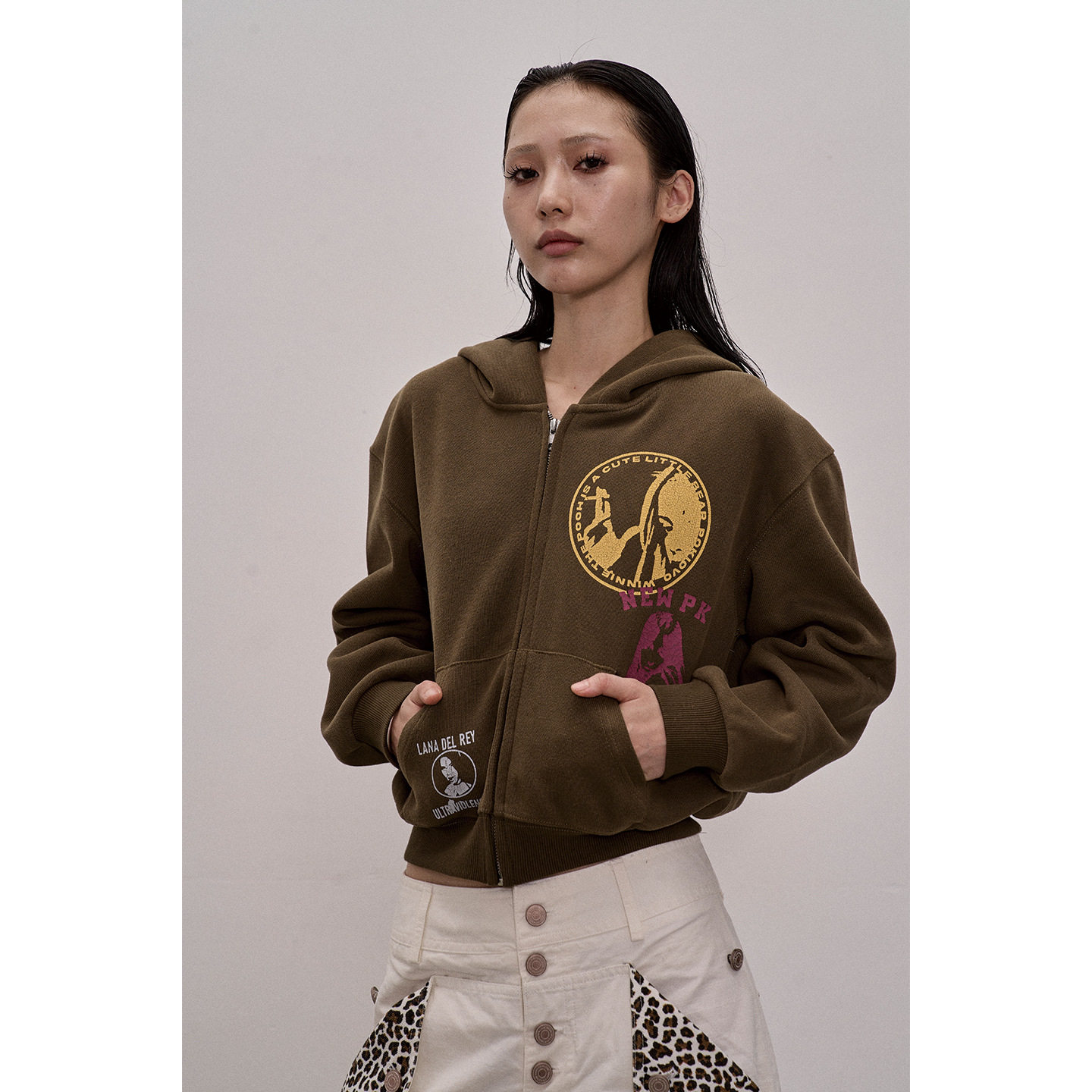 pokiovo 2026 Autumn New Retro Portrait Hoodie Women's Trendy Brand High-End Slimming Hooded Cardigan Top