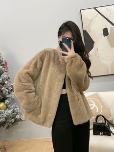 Ƥ�ݺ�����ɫ���|���p�����r���¿�ˮ��Ƥ������Ů���p�g