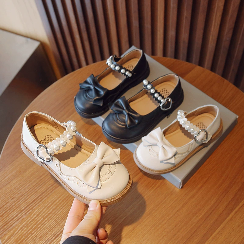 Маленькие кожаные туфли для девочек 2024 весна и осень новая мягкая подошва модная иностранная бабочка маленькая принцесса девушка Мэри Джейн одиночные туфли