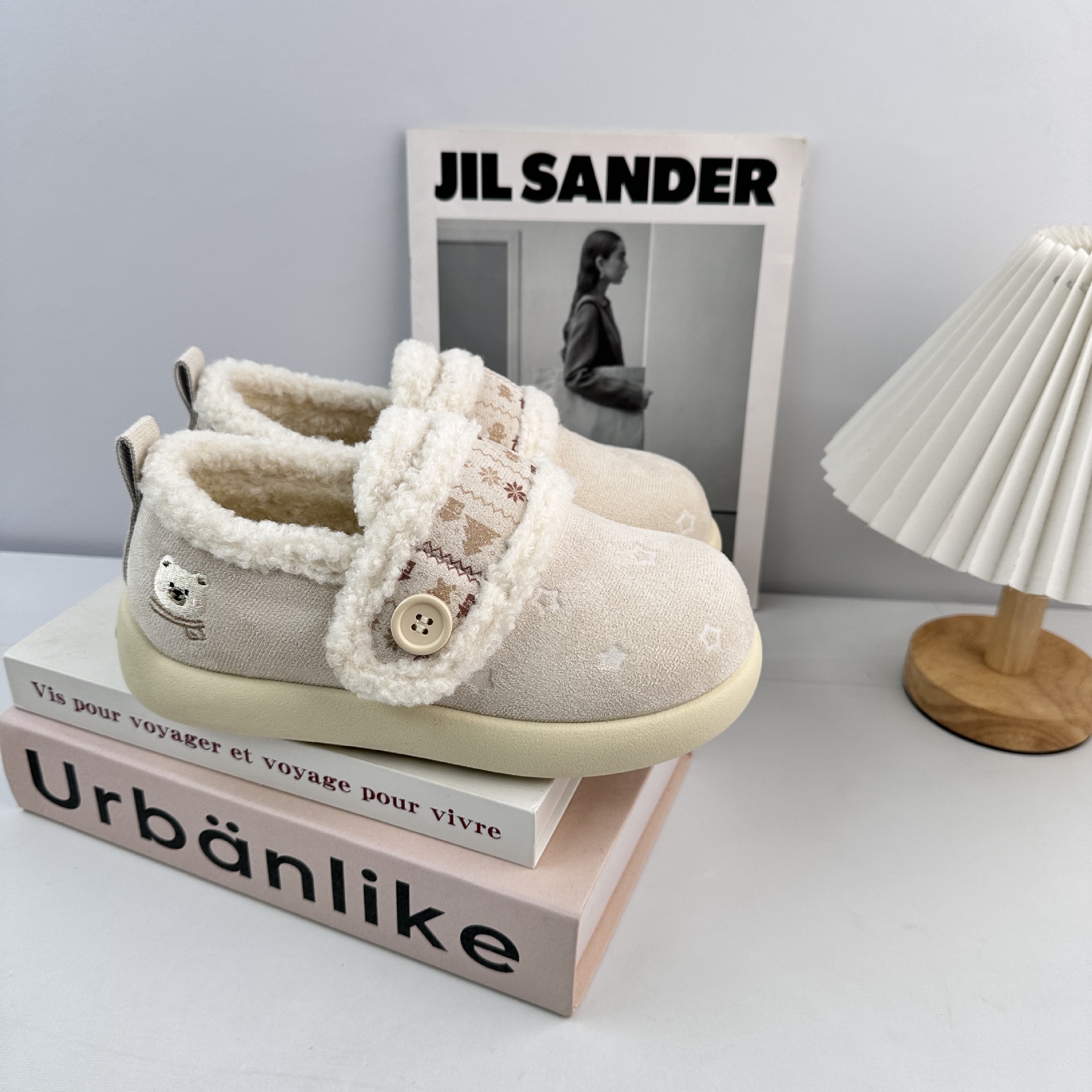 YUANBO 2025 invierno lindo calentamiento oso zapatos de mujer más zapatos de lana de pelusa con un pie zapatos de algodón 3516M