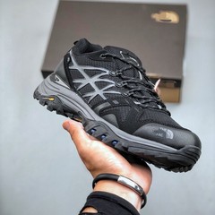 莆田靴北方パン靴登山靴滑り止め運動オフロード耐摩耗性ランニングダンピング戸外徒歩靴男靴