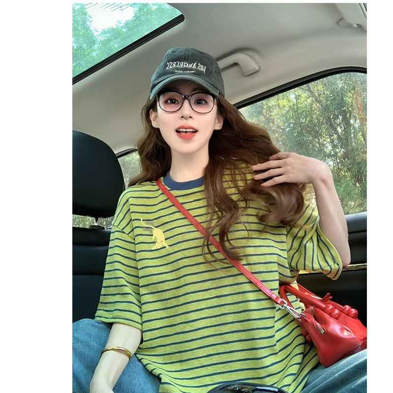 Korean Design Kitten Print Green Stripesd Short-Sleeved T-Shirt Women's Summer Loose Casual Chic Half-Sleeved Top
