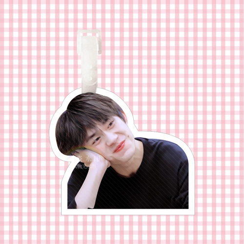 Yi Yangqian Schoolbag Pendant Luggage Tag Suitcase Boarding Clip Celebrity Accessory Same Version Keychain