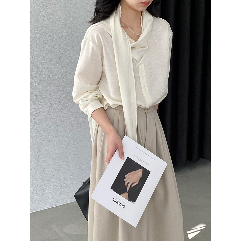 Jiangzuo Allows Me to Shine: Korean-Style Ribbon Long-Sleeve Shirt with a Glossy Finish for a Sophisticated Commuting Look, Spring High-End Top 1770