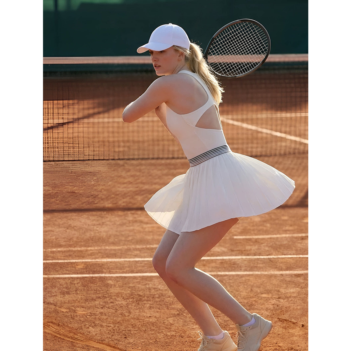 2026 verano transfronterizo nuevo vestido deportivo cojín de pecho anti-luz golf bádminton tenis vestido