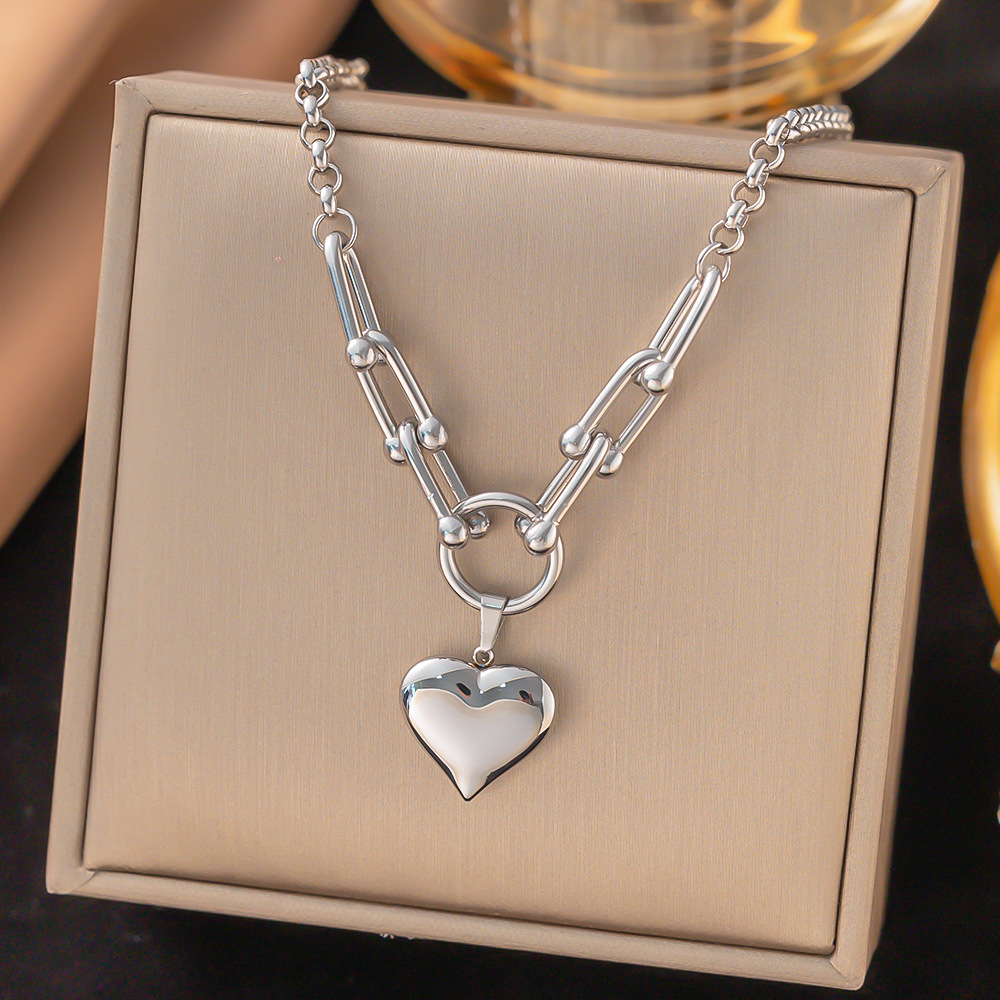 Geometric, Heart Shape Pattern PVD Coated Real Gold Plated Geometric Heart Shape Titanium Steel Sweet Waterproof Non Tarnish Titanium Steel Pendant Necklace