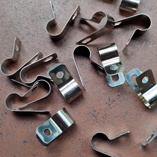 Fix snap clamp Galvanized pressed sheet wire Cable clip Unilateral riding horse card tubing snap-in light strip wire